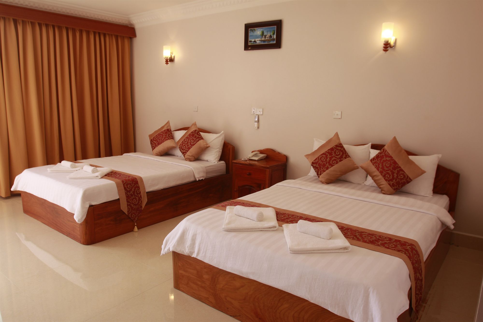 White Beach Hotel Sihanoukville Eksteriør billede